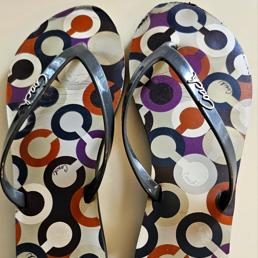 Coach flipflops
